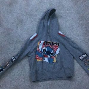 Cropped grey sweatshirt